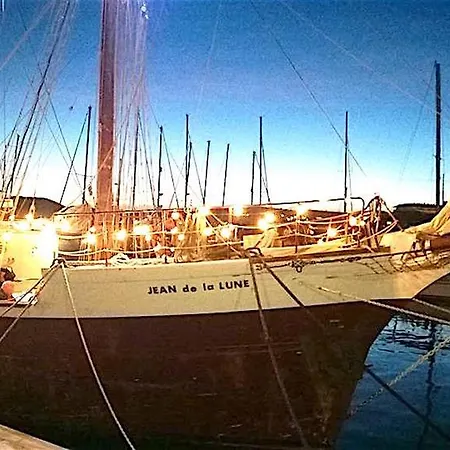 Tall Ship Botel