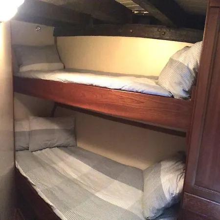 Bådhotel Tall Ship *